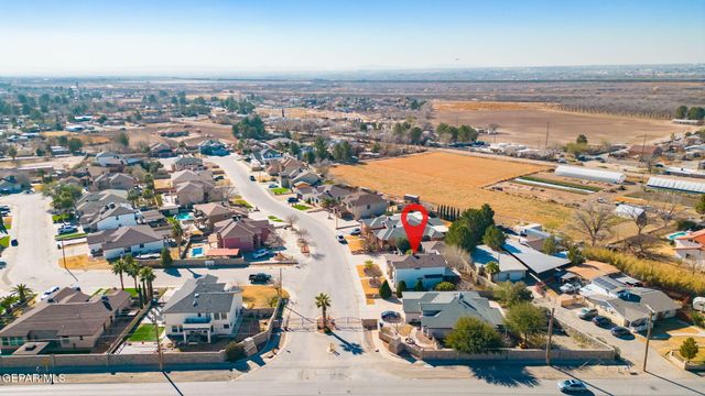 502 ESTANCIA CLARA Lane, Socorro, TX 79927