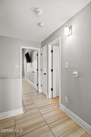 502 ESTANCIA CLARA Lane, Socorro, TX 79927