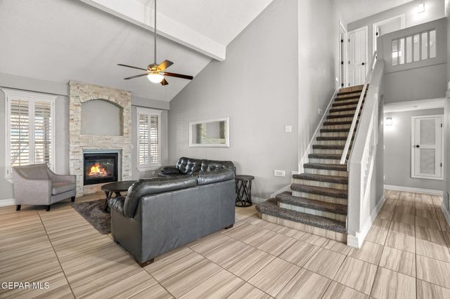 502 ESTANCIA CLARA Lane, Socorro, TX 79927