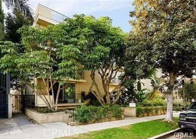1421 Midvale Avenue 201, Los Angeles, CA 90024