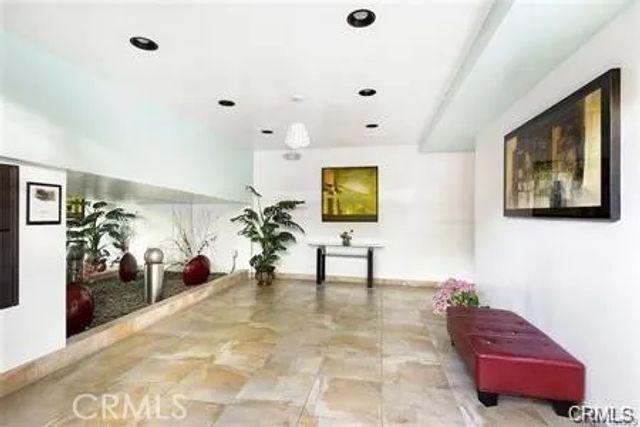 1421 Midvale Avenue 201, Los Angeles, CA 90024