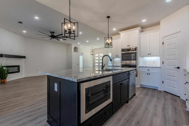 2243 E Maryland Ave, Sherwood, AR 72120