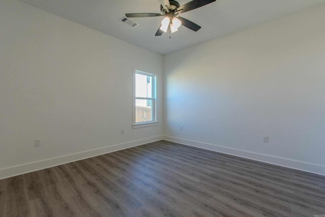 2243 E Maryland Ave, Sherwood, AR 72120