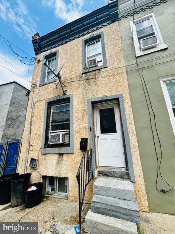 817 W TIOGA ST, Philadelphia, PA 19140