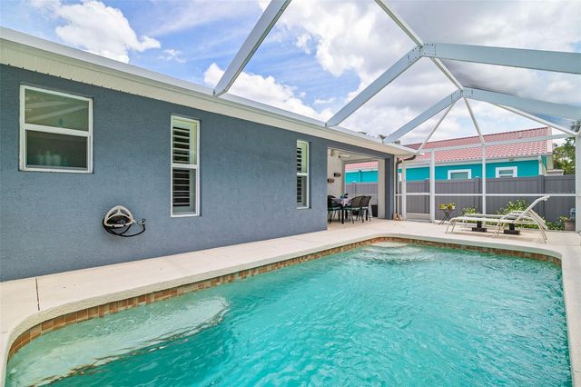 1866 VAMO DRIVE, Sarasota, FL 34231