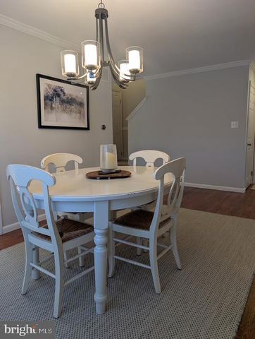 18 KINGS BRIDGE CT, Newark, DE 19702