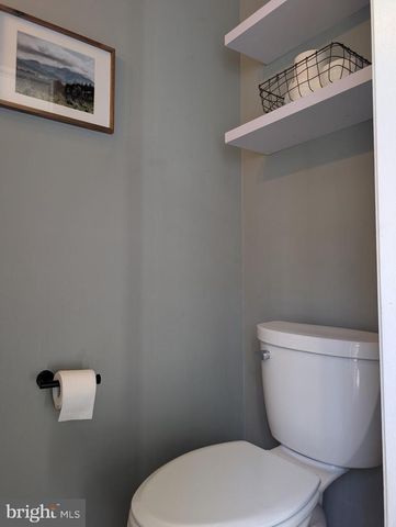 18 KINGS BRIDGE CT, Newark, DE 19702