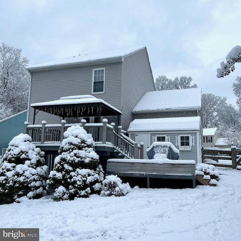 18 KINGS BRIDGE CT, Newark, DE 19702