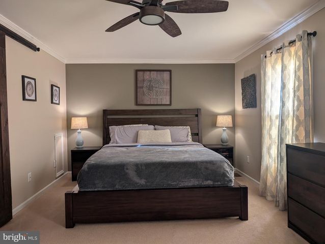 18 KINGS BRIDGE CT, Newark, DE 19702