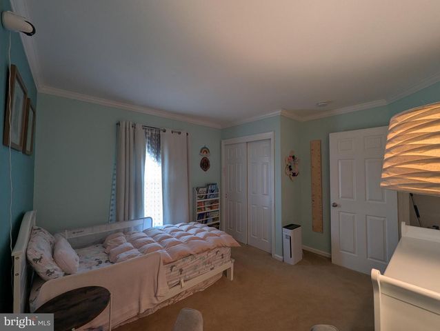 18 KINGS BRIDGE CT, Newark, DE 19702