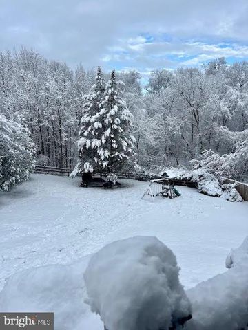 18 KINGS BRIDGE CT, Newark, DE 19702