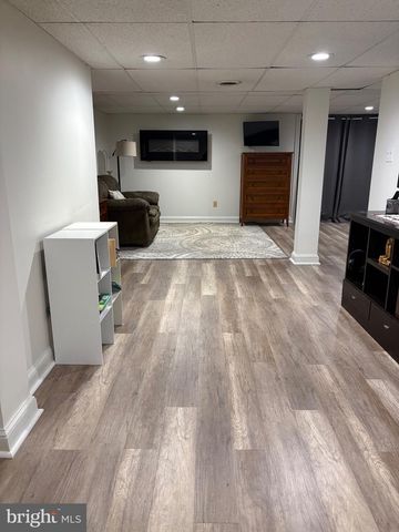 18 KINGS BRIDGE CT, Newark, DE 19702