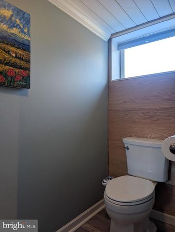 18 KINGS BRIDGE CT, Newark, DE 19702