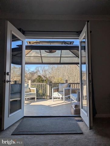 18 KINGS BRIDGE CT, Newark, DE 19702