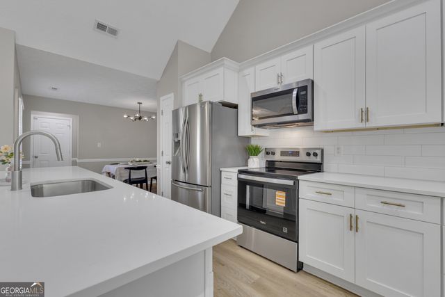 108 Chase Court, Peachtree City, GA 30269