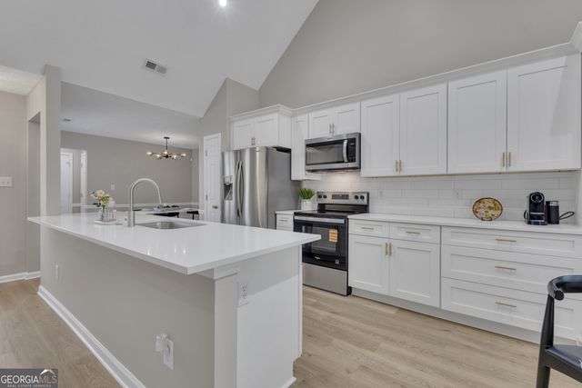 108 Chase Court, Peachtree City, GA 30269