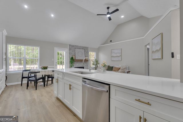 108 Chase Court, Peachtree City, GA 30269