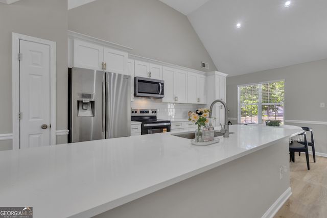108 Chase Court, Peachtree City, GA 30269