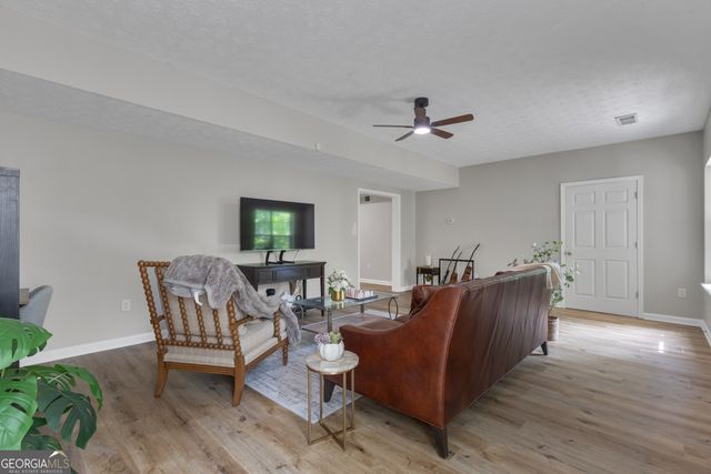 108 Chase Court, Peachtree City, GA 30269