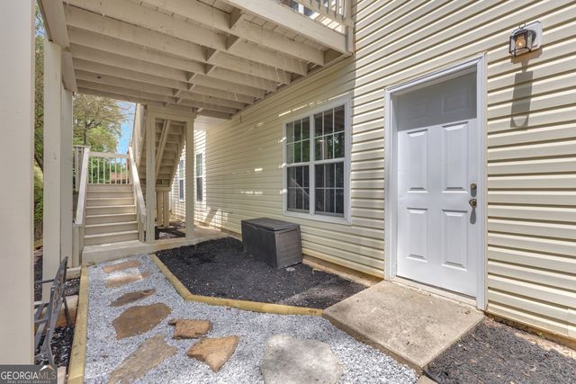 108 Chase Court, Peachtree City, GA 30269