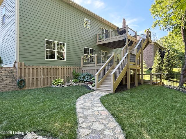 150 Hidden Falls Dr, Mt Washington, KY 40047