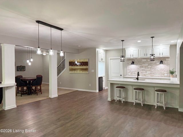 150 Hidden Falls Dr, Mt Washington, KY 40047
