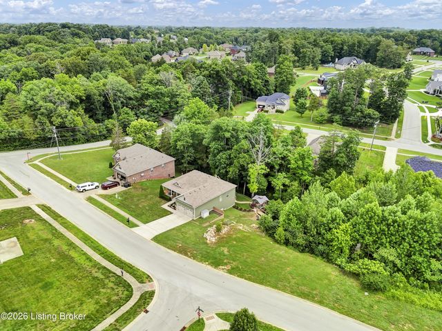 150 Hidden Falls Dr, Mt Washington, KY 40047