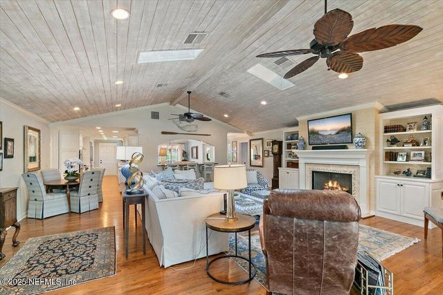 24 POINCIANA Way, Ponte Vedra Beach, FL 32082