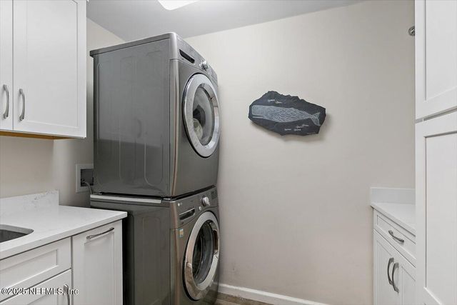 24 POINCIANA Way, Ponte Vedra Beach, FL 32082