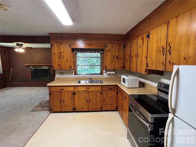 2311 Back Creek Church Road, Charlotte, NC 28213
