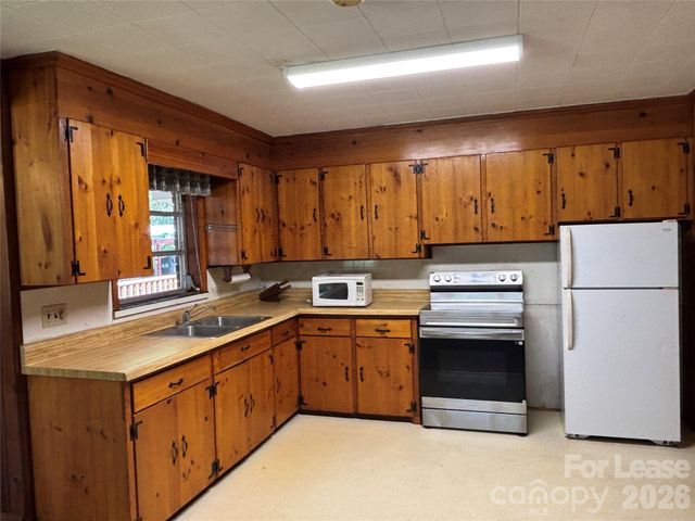 2311 Back Creek Church Road, Charlotte, NC 28213