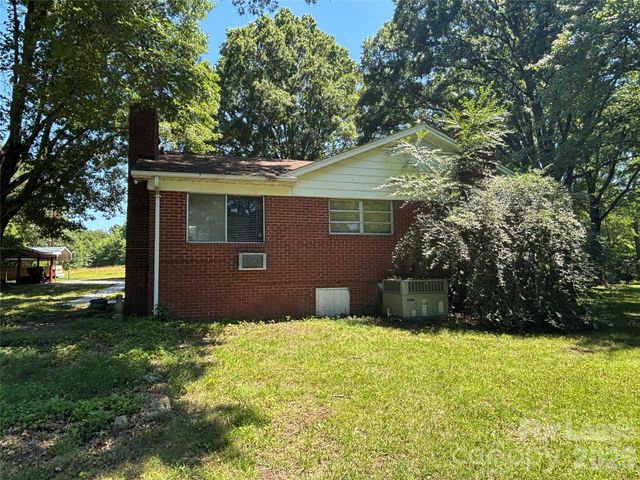 2311 Back Creek Church Road, Charlotte, NC 28213