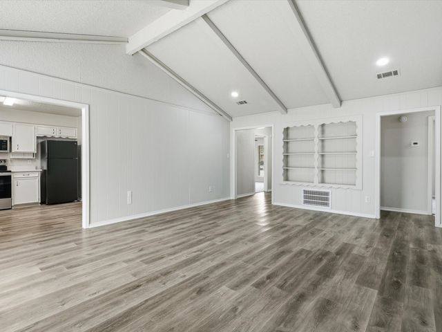 625 Reno Street, Lewisville, TX 75077