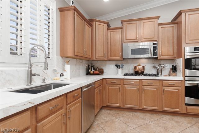11233 Carson Brook Street, Las Vegas, NV 89183
