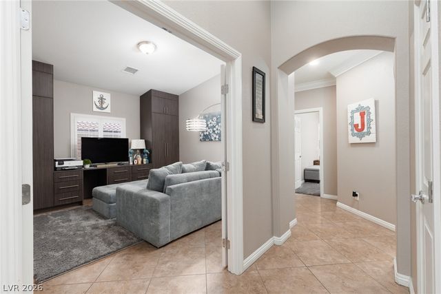 11233 Carson Brook Street, Las Vegas, NV 89183