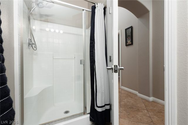 11233 Carson Brook Street, Las Vegas, NV 89183