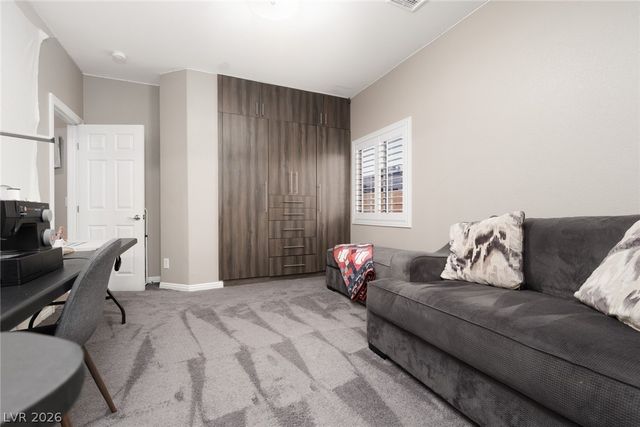 11233 Carson Brook Street, Las Vegas, NV 89183