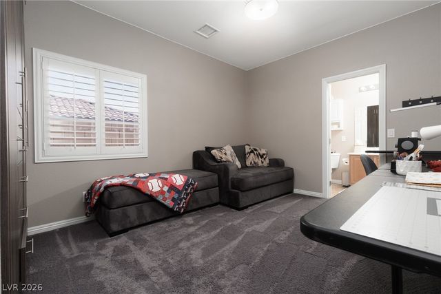 11233 Carson Brook Street, Las Vegas, NV 89183