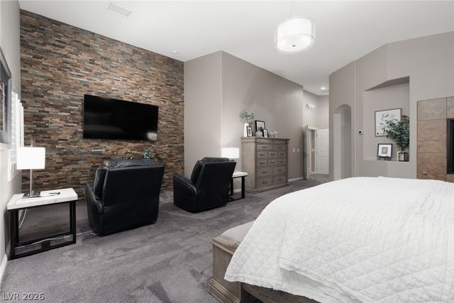 11233 Carson Brook Street, Las Vegas, NV 89183