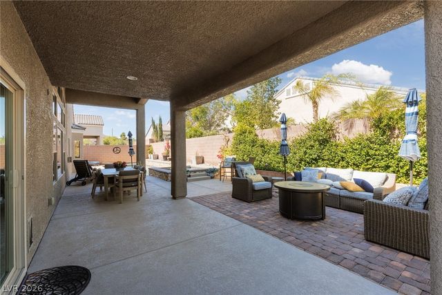 11233 Carson Brook Street, Las Vegas, NV 89183