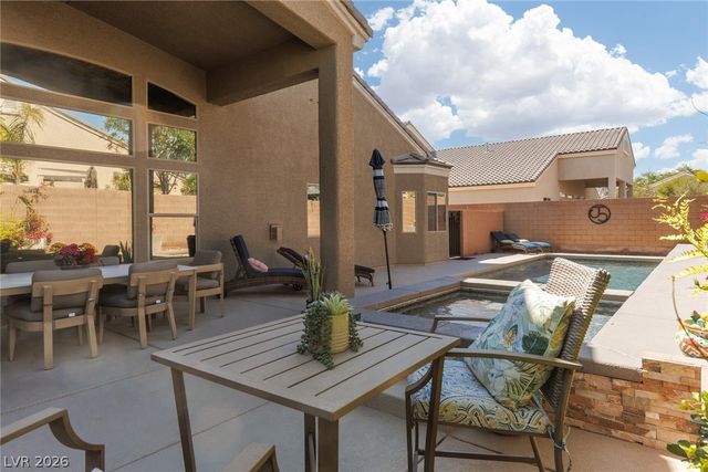 11233 Carson Brook Street, Las Vegas, NV 89183