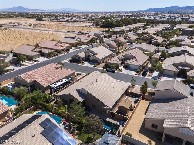 11233 Carson Brook Street, Las Vegas, NV 89183