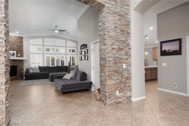 11233 Carson Brook Street, Las Vegas, NV 89183