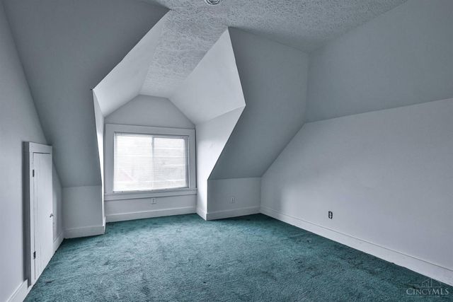 2231 Burnet Drive, Cincinnati, OH 45219