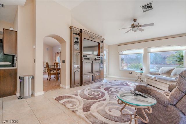 8909 Meadowood Drive, Las Vegas, NV 89134