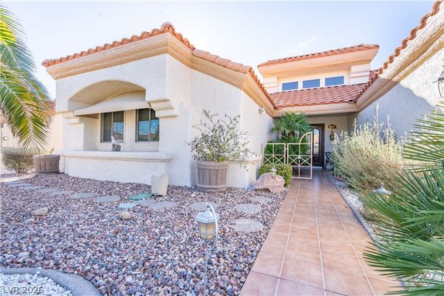 8909 Meadowood Drive, Las Vegas, NV 89134