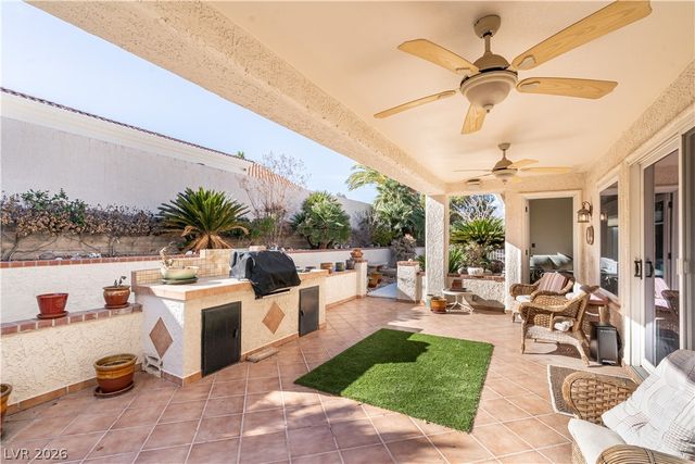 8909 Meadowood Drive, Las Vegas, NV 89134