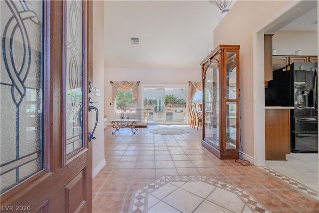 8909 Meadowood Drive, Las Vegas, NV 89134