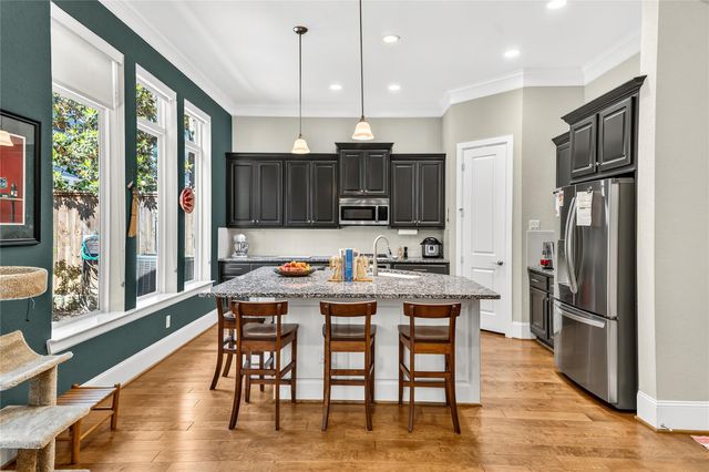 5727 Brancott Way, Houston, TX 77096