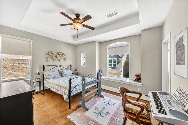 5727 Brancott Way, Houston, TX 77096